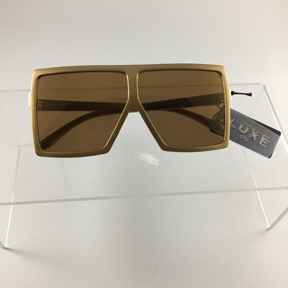 Oversized sunglasses